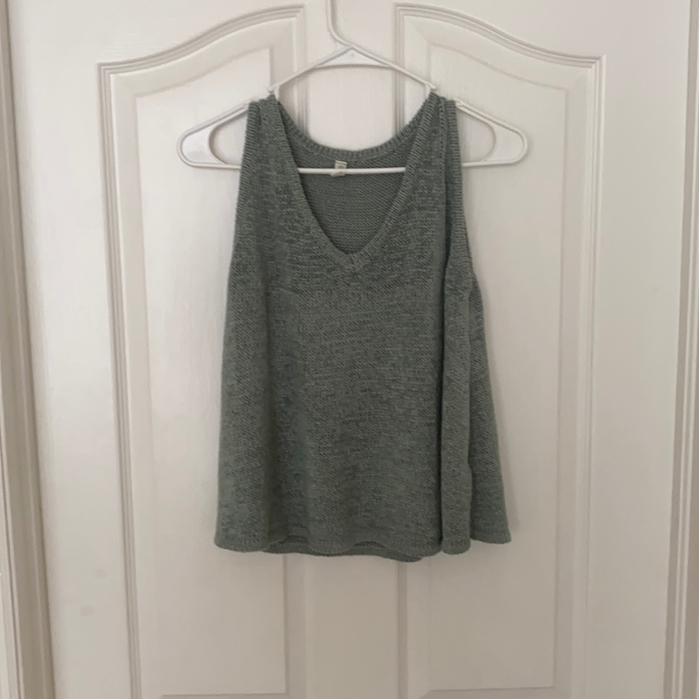 Wishlist top size small